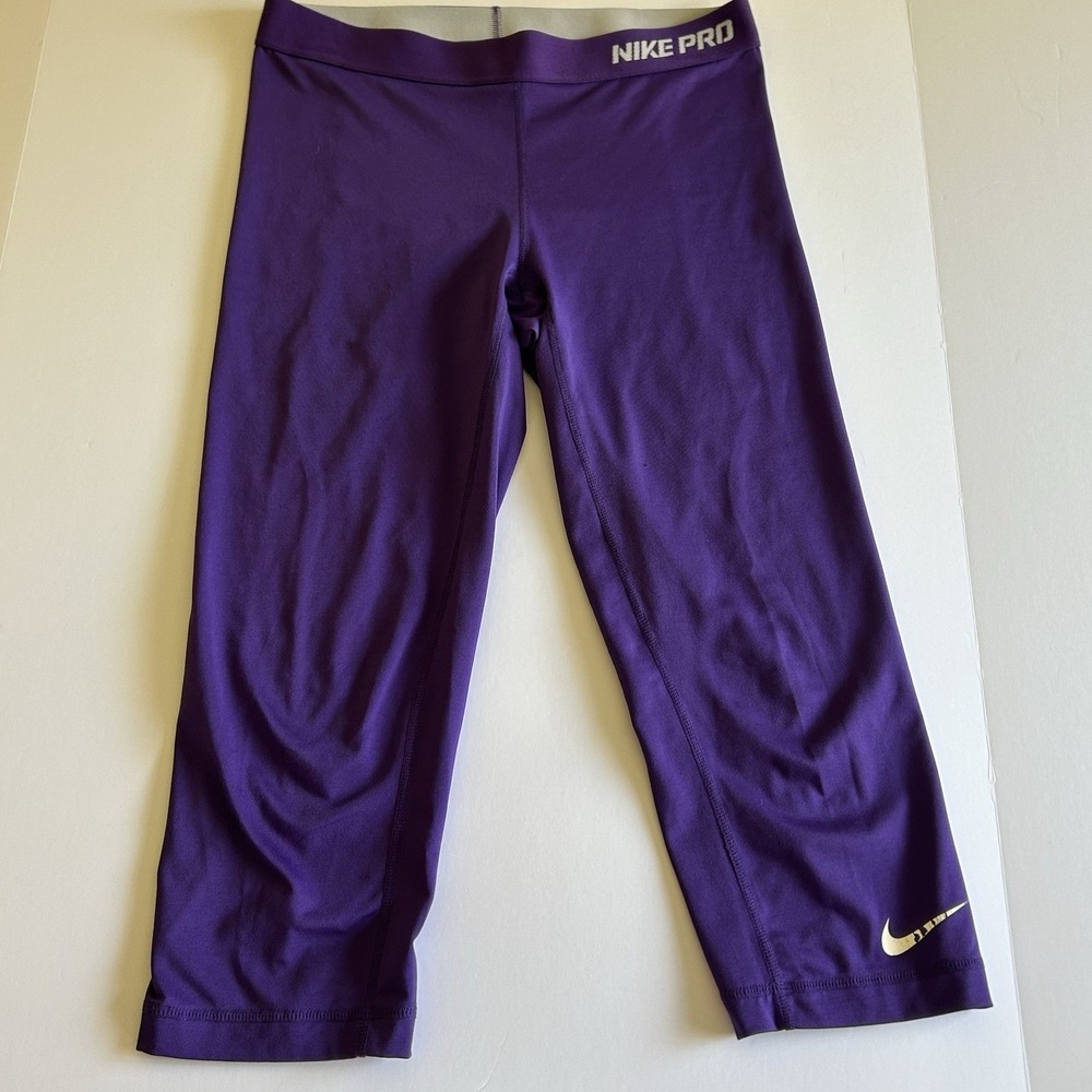 Nike Pro Dri-Fit Purple Training Capri Tight Leggings Women's Size Medium Active